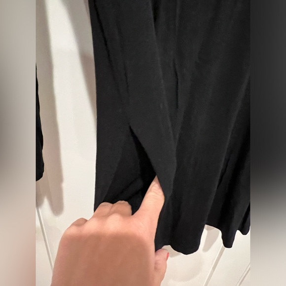 EUC LK Luv Women’s Black Knit Tunic Dress Long Sleeve Round Neck Pockets Size L - Picture 4 of 7